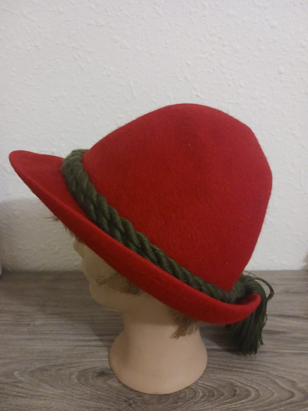 Zapf Hutmachet classic red
